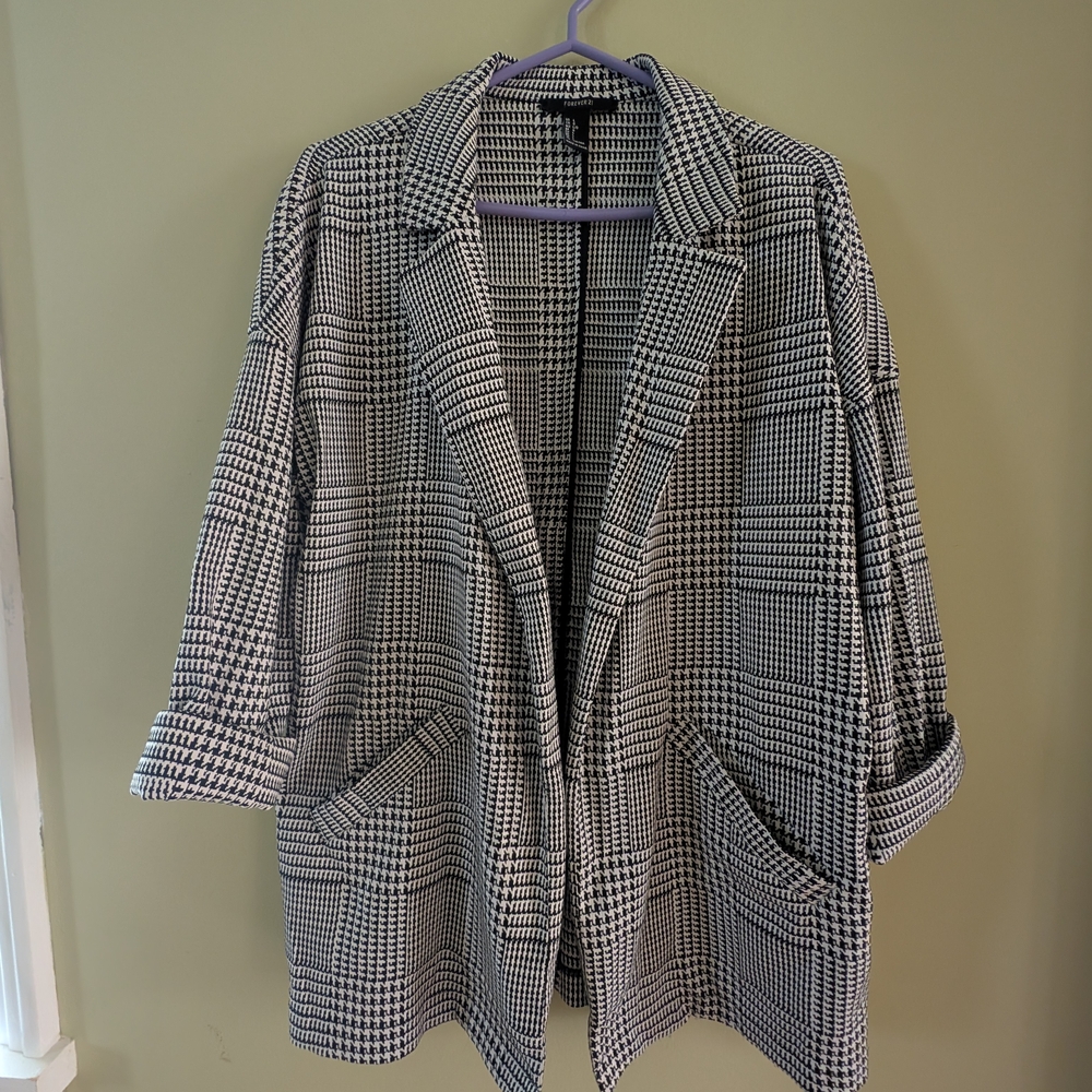 Forever 21 Black and White Blazer with Notched Lapels